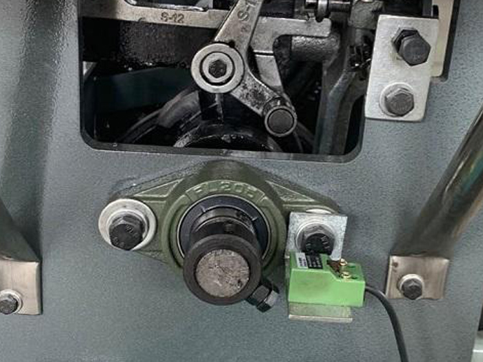 PE繩打捆機，PE繩打包機，打捆機，打包機，自動打包機