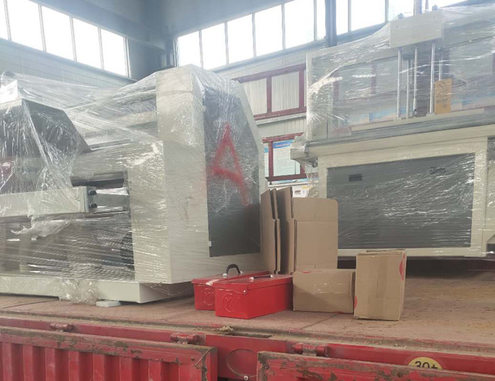 天津西青紙箱粘箱機